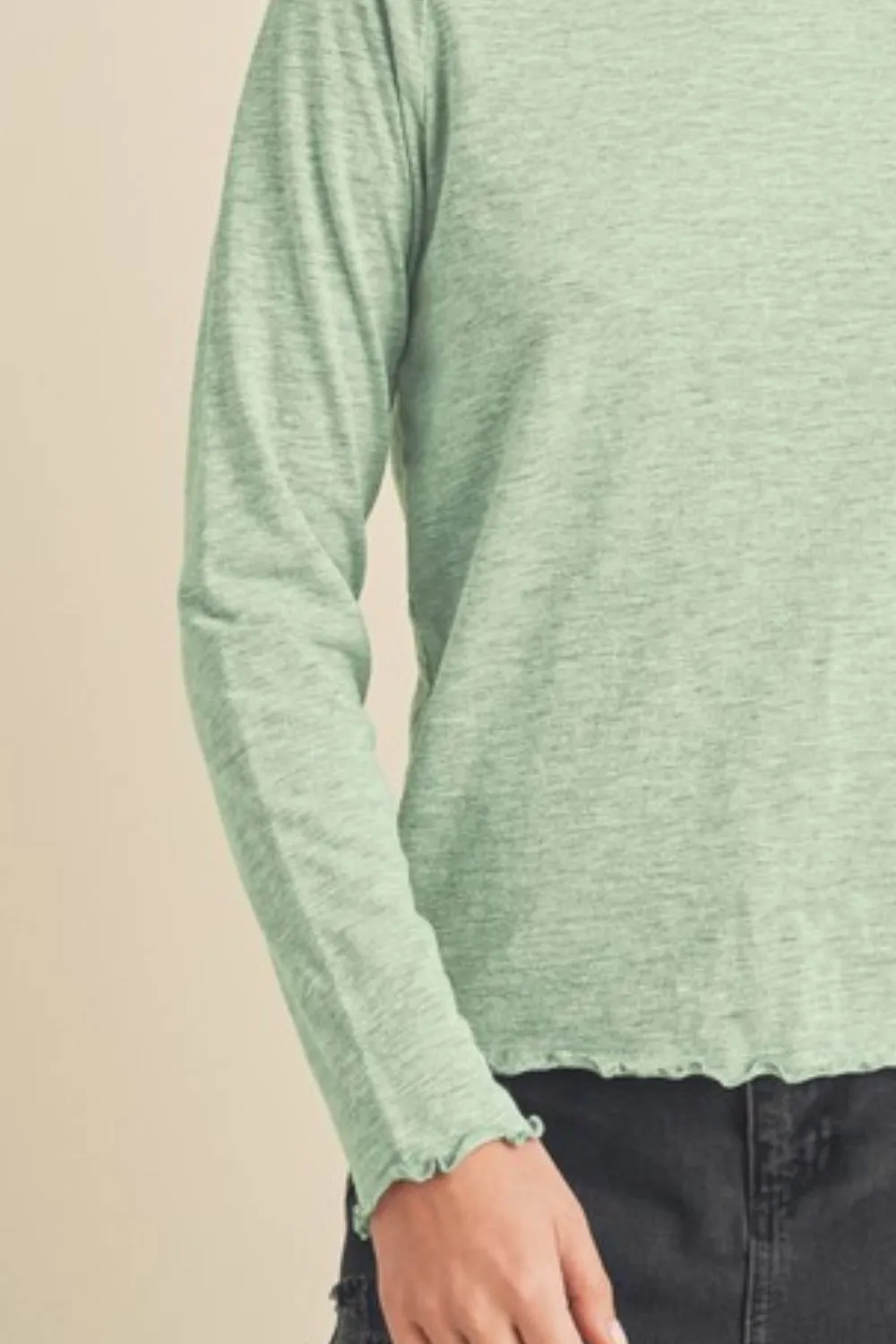 Aemi   Co Lettuce Hemline Round Neck Raglan Sleeve T-Shirt