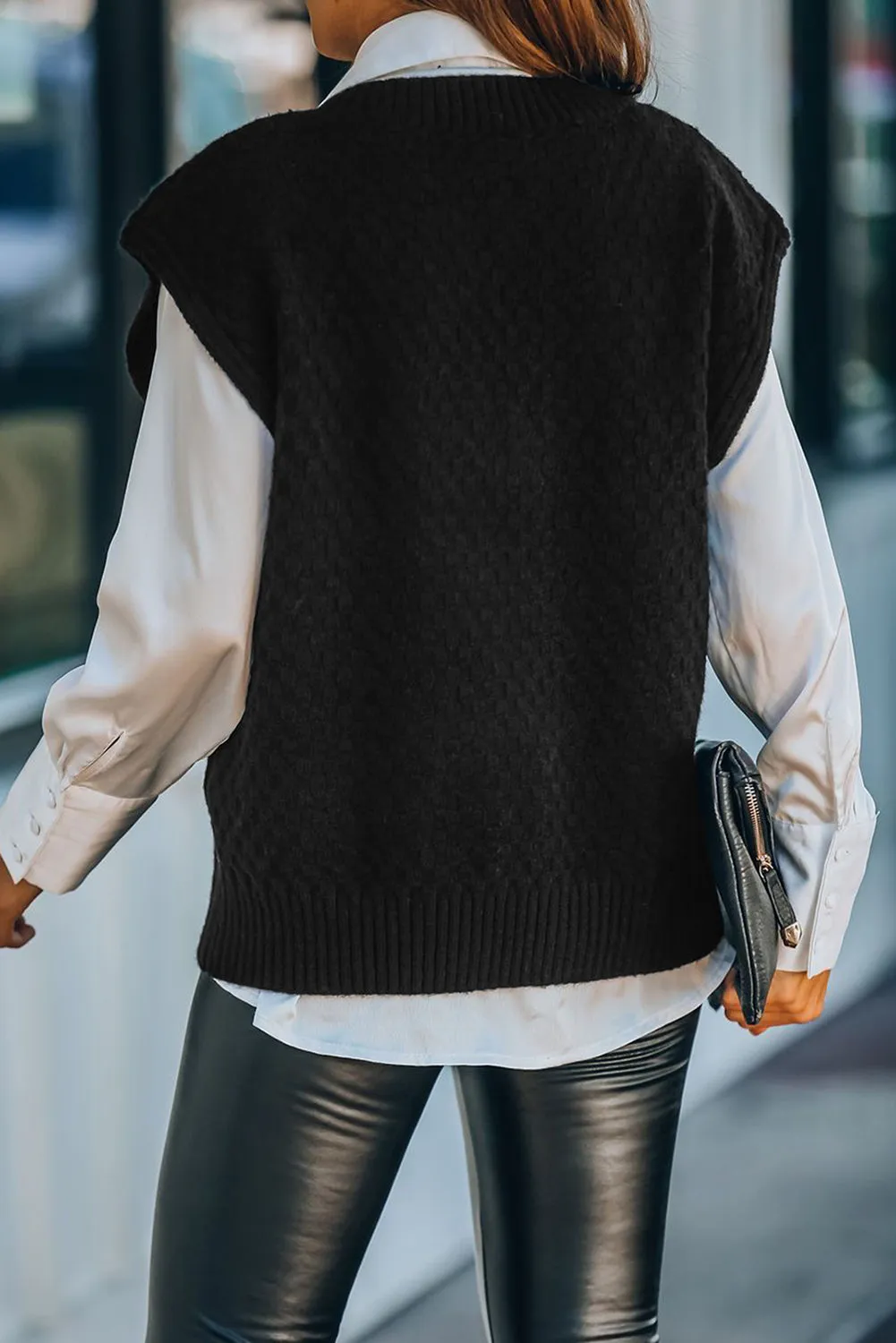 Black V-Neck Twist Knitted Vest Sweater