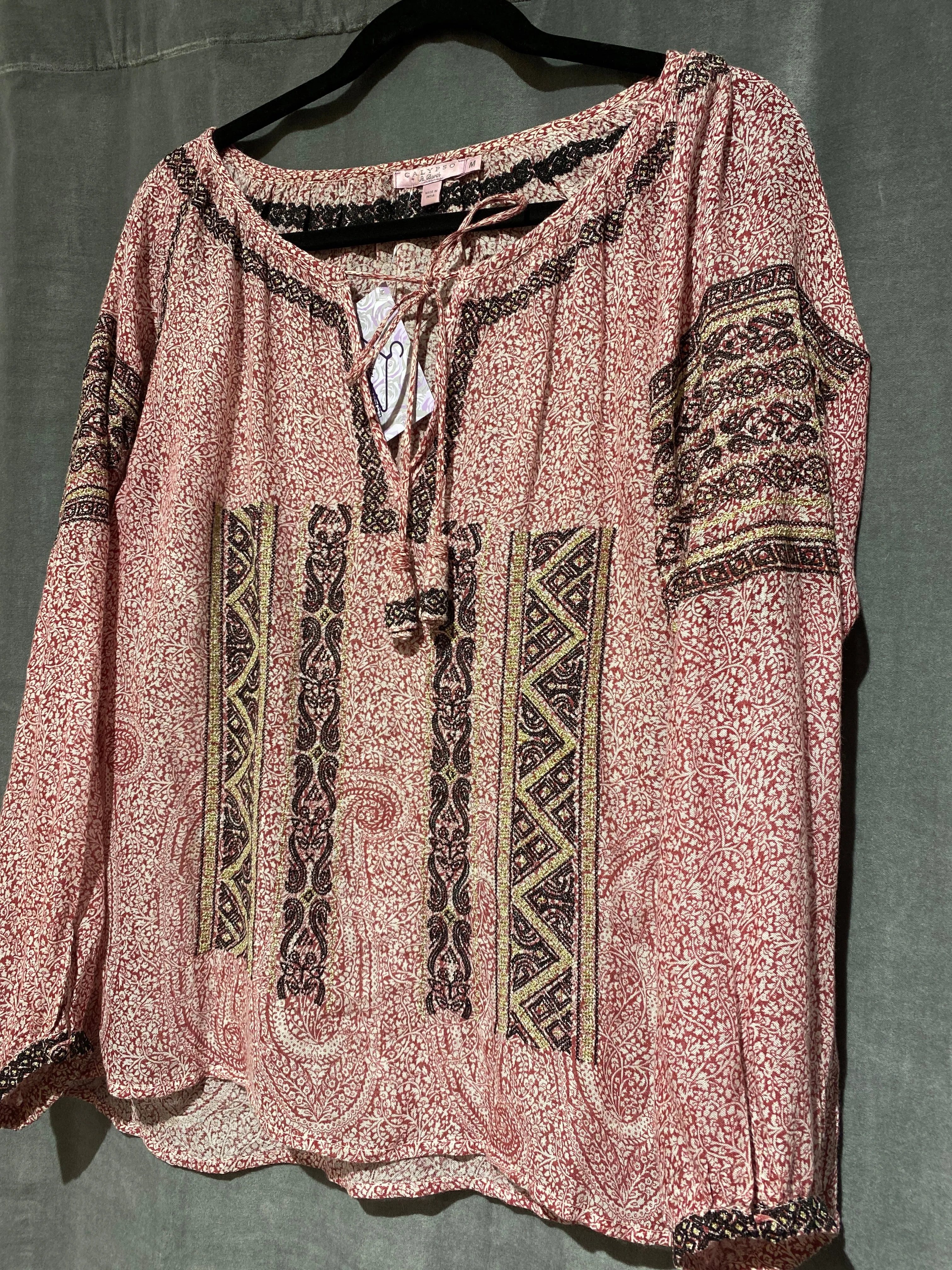 Calypso St. Barth Red Printed blouse V Neck with Strings