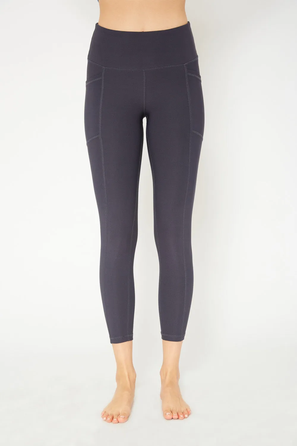Cover Girl label mid rise 7/8 leggings