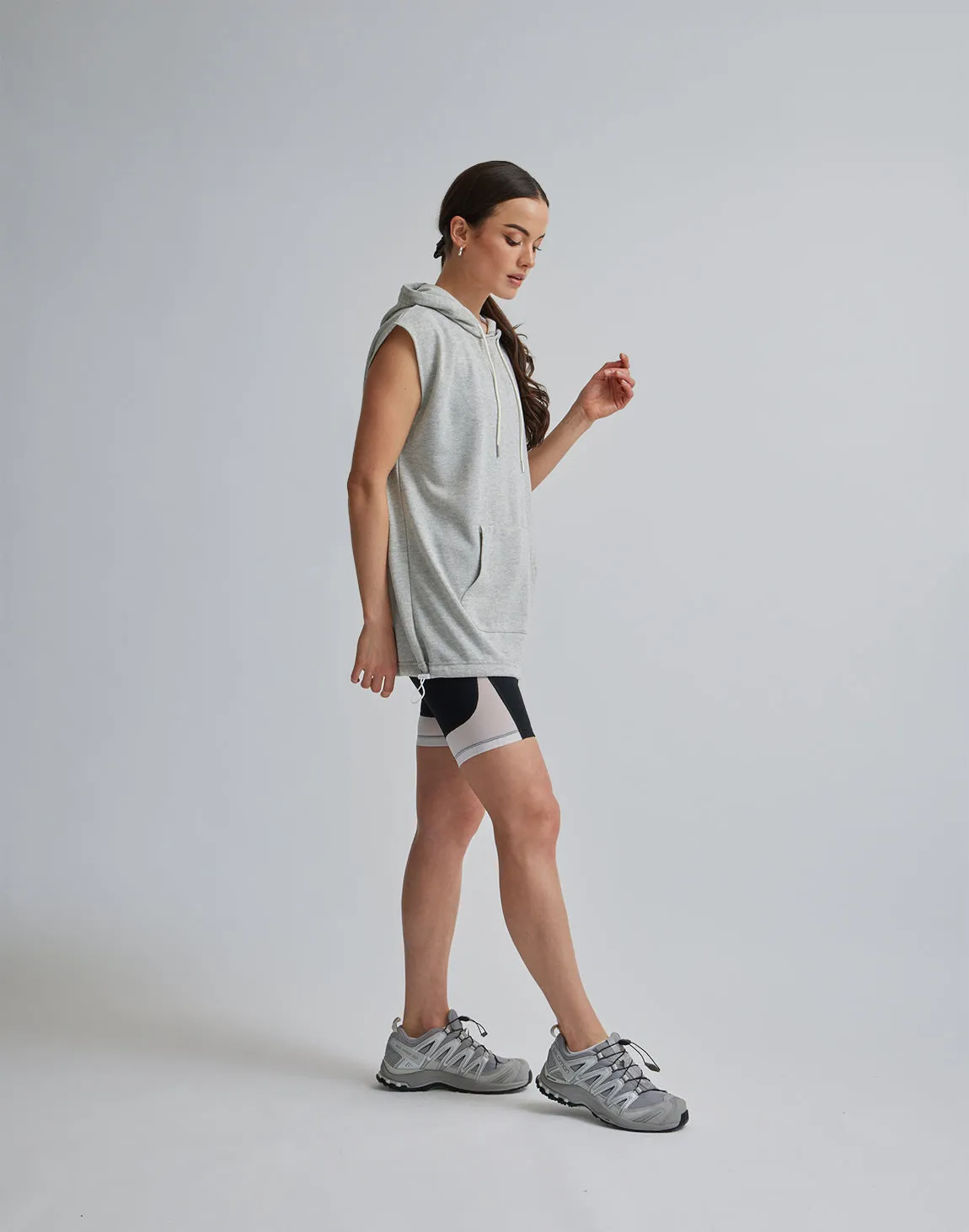 CRONOS WOMEN SPORTS MESH SHORT LEGGINGS【BLACK×WHITE】