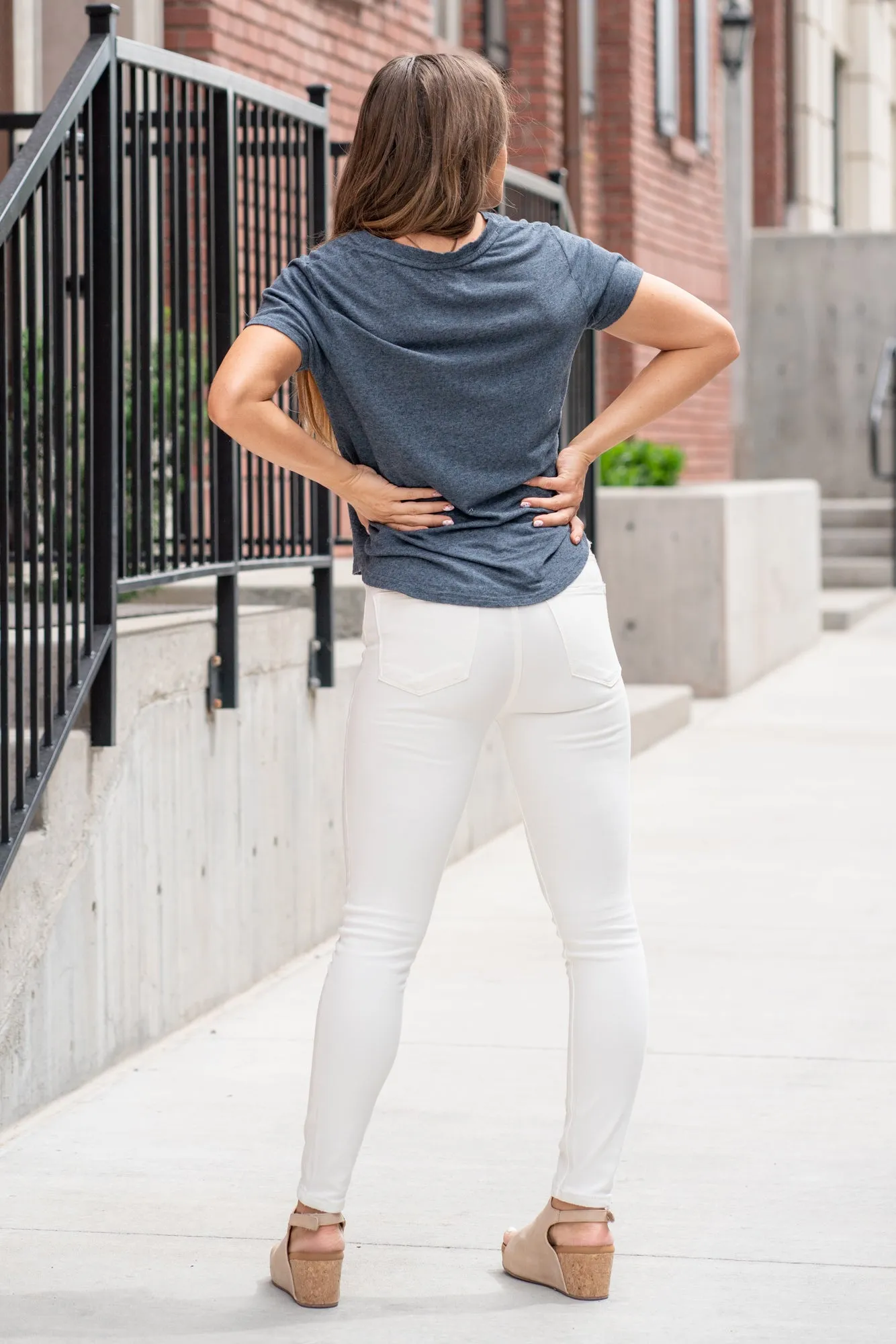 Delta V-Neck Tee Blue Wing