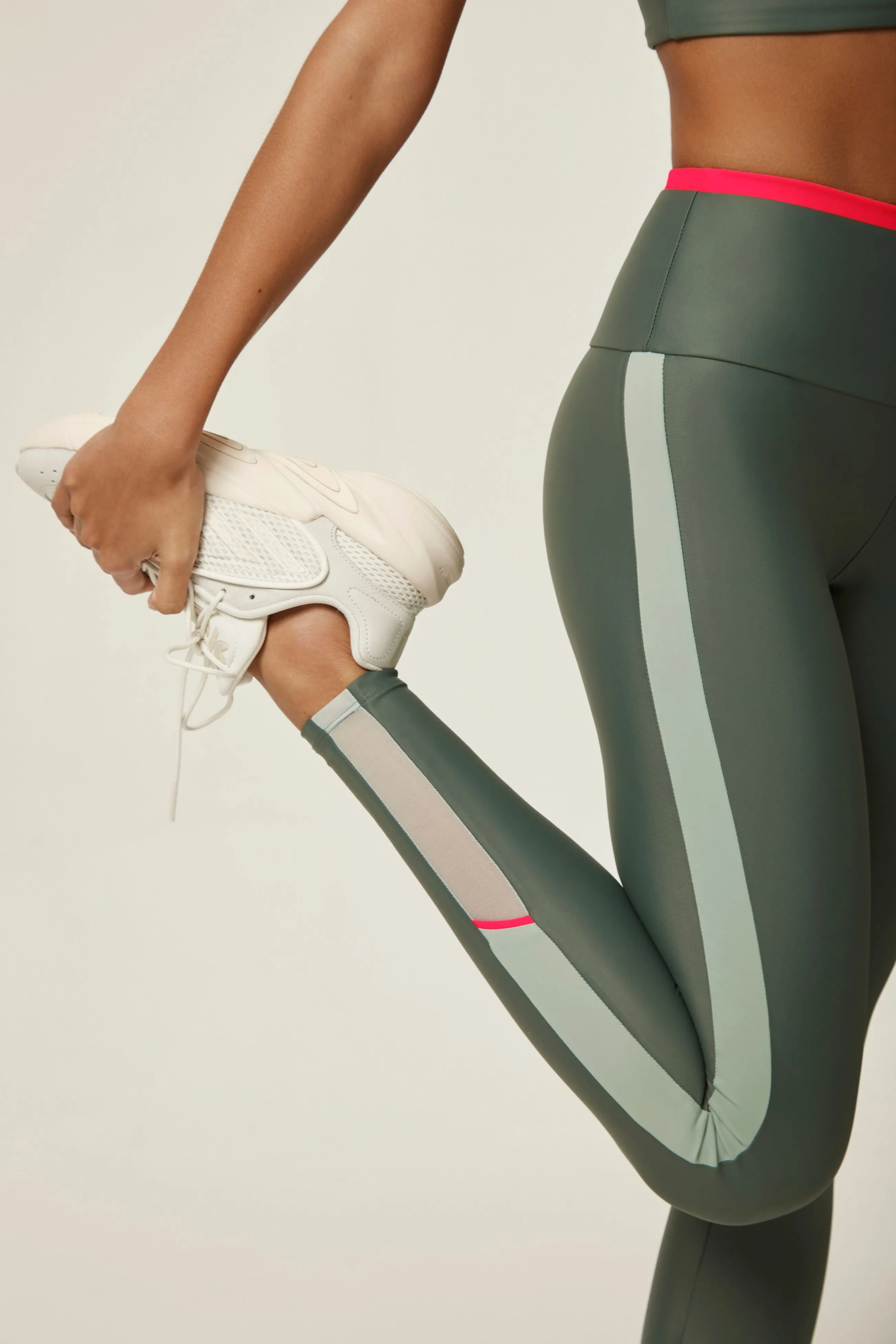 Element Side Block Legging