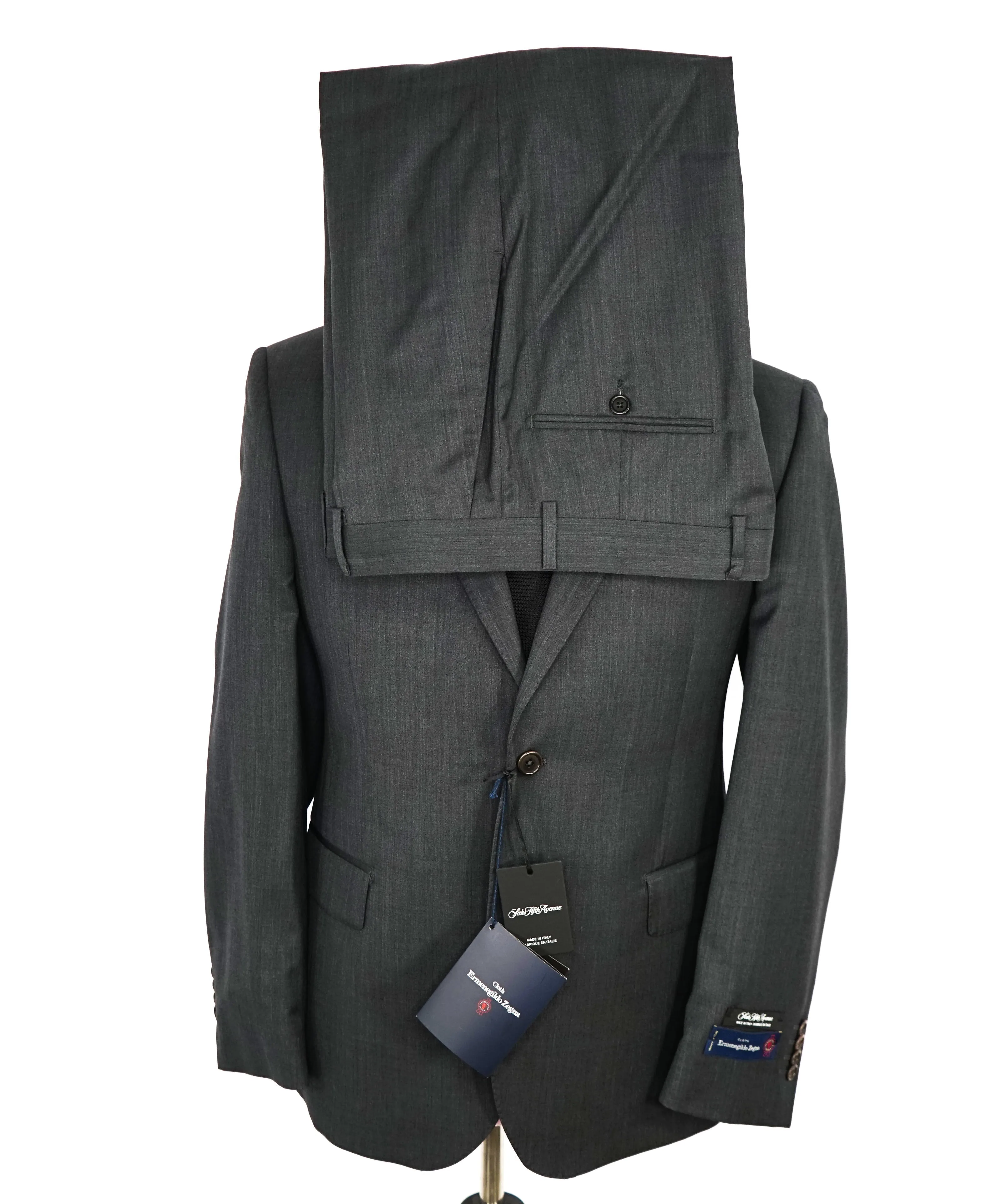 ERMENEGILDO ZEGNA - "TAILORED FIT" SAKS FIFTH AVENUE *SILK* Gray Suit - 44L