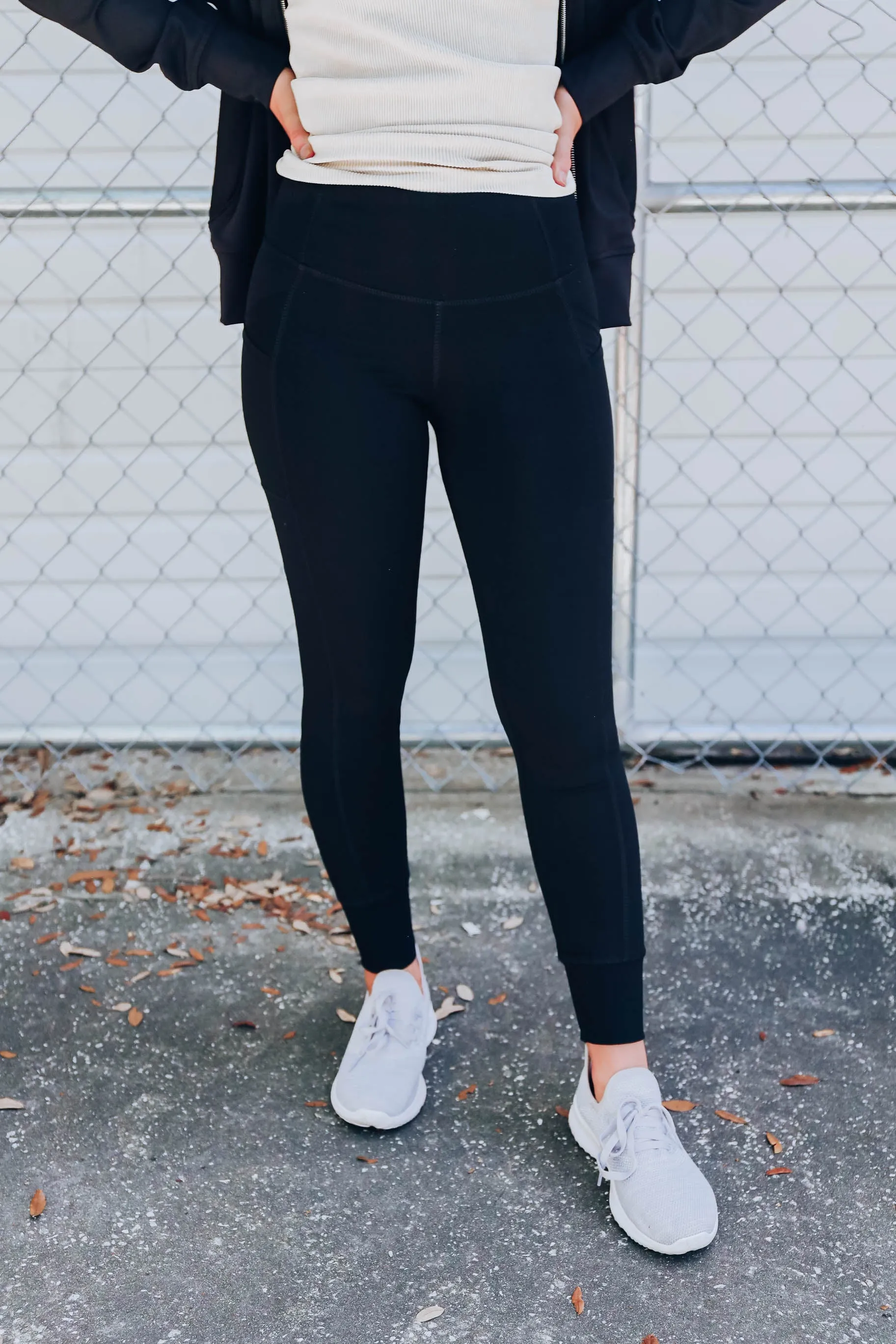 Expert-Level Leggings - Black