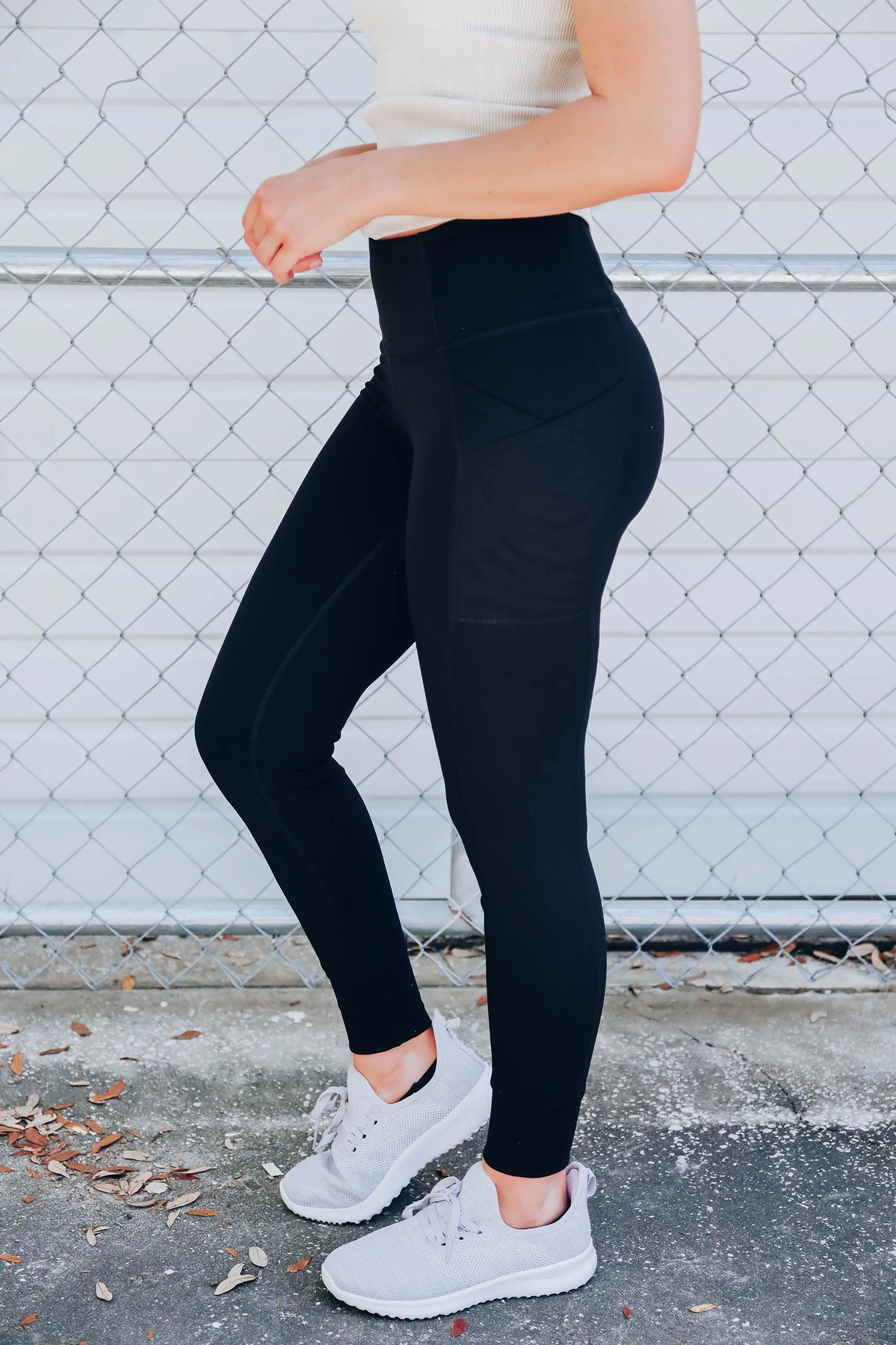 Expert-Level Leggings - Black