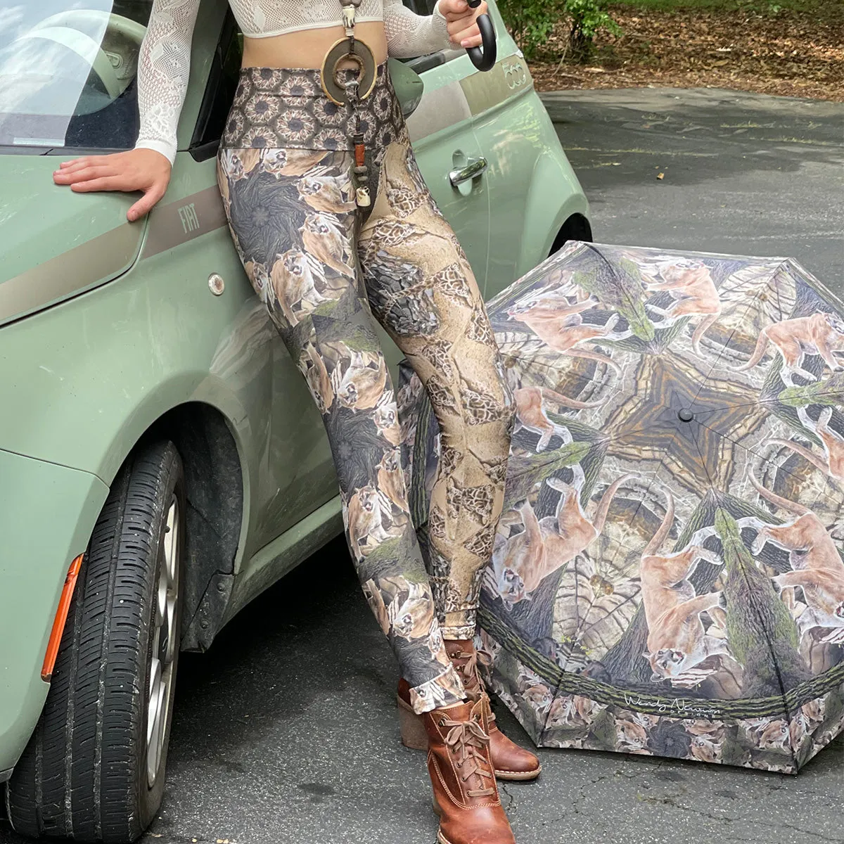 Giraffe/Cougar - Zoo Yoga Leggings