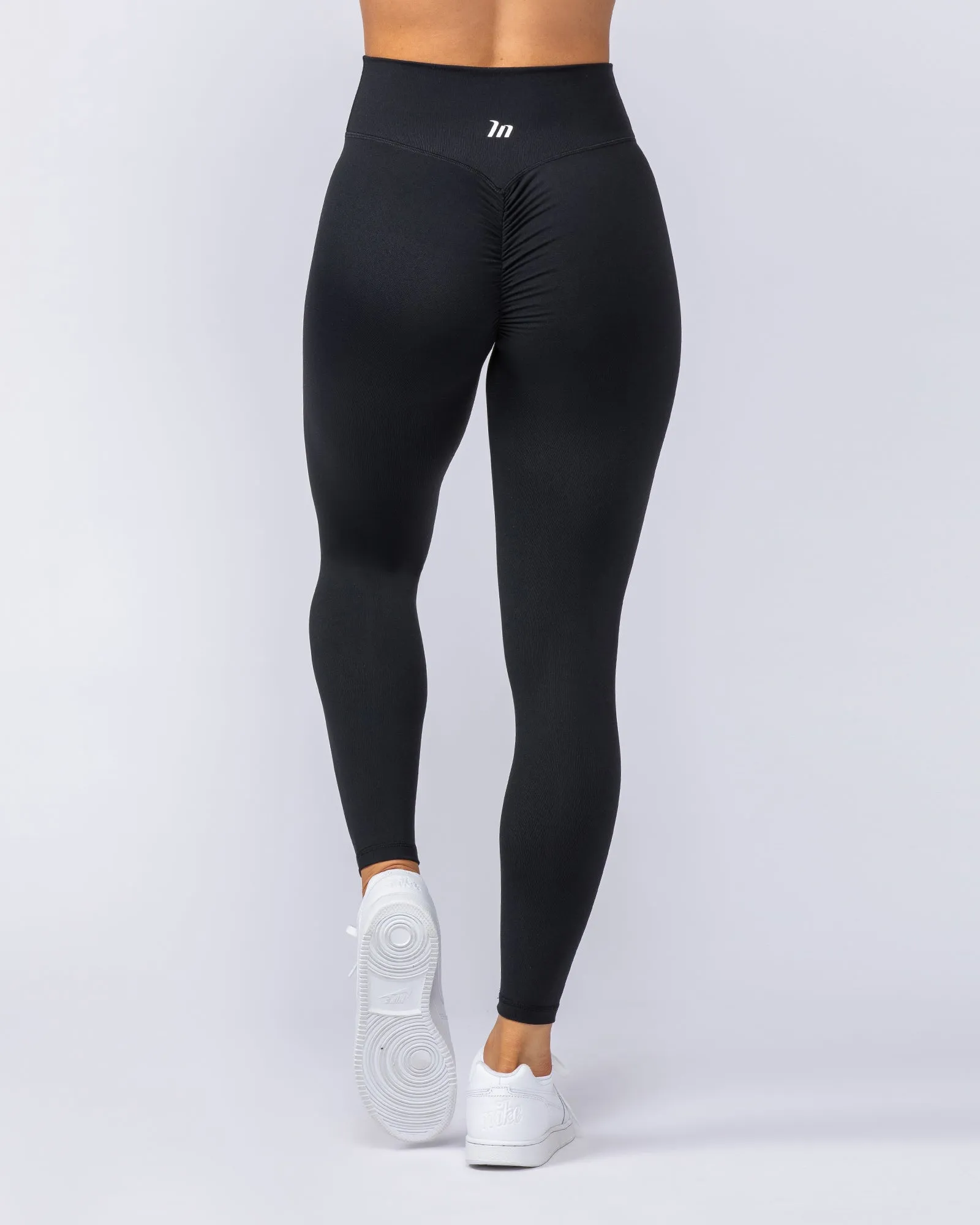 Instinct Scrunch Ankle Length Leggings - Black