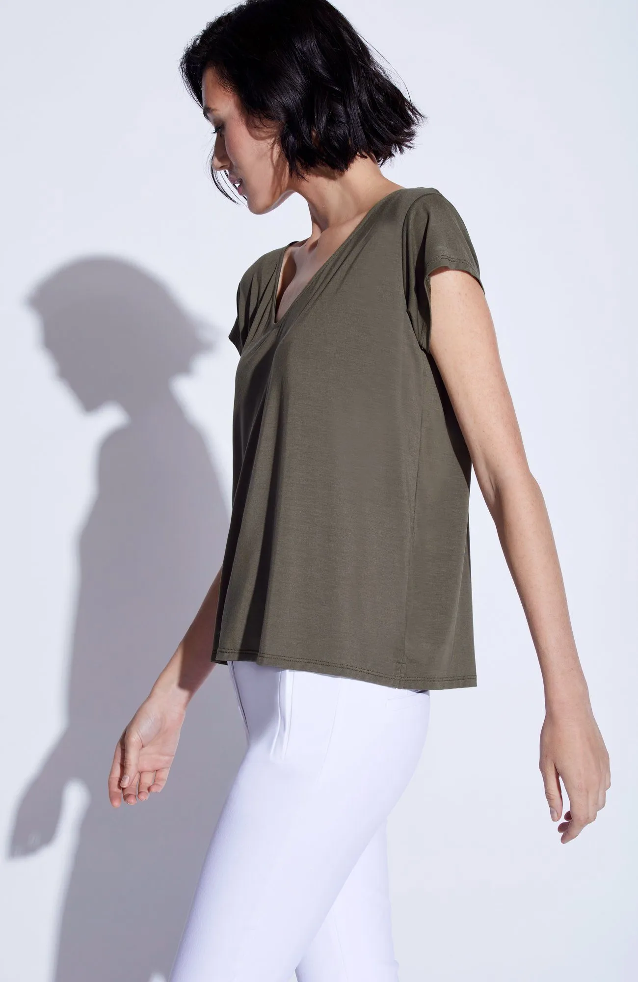Laurel V-Neck Tee