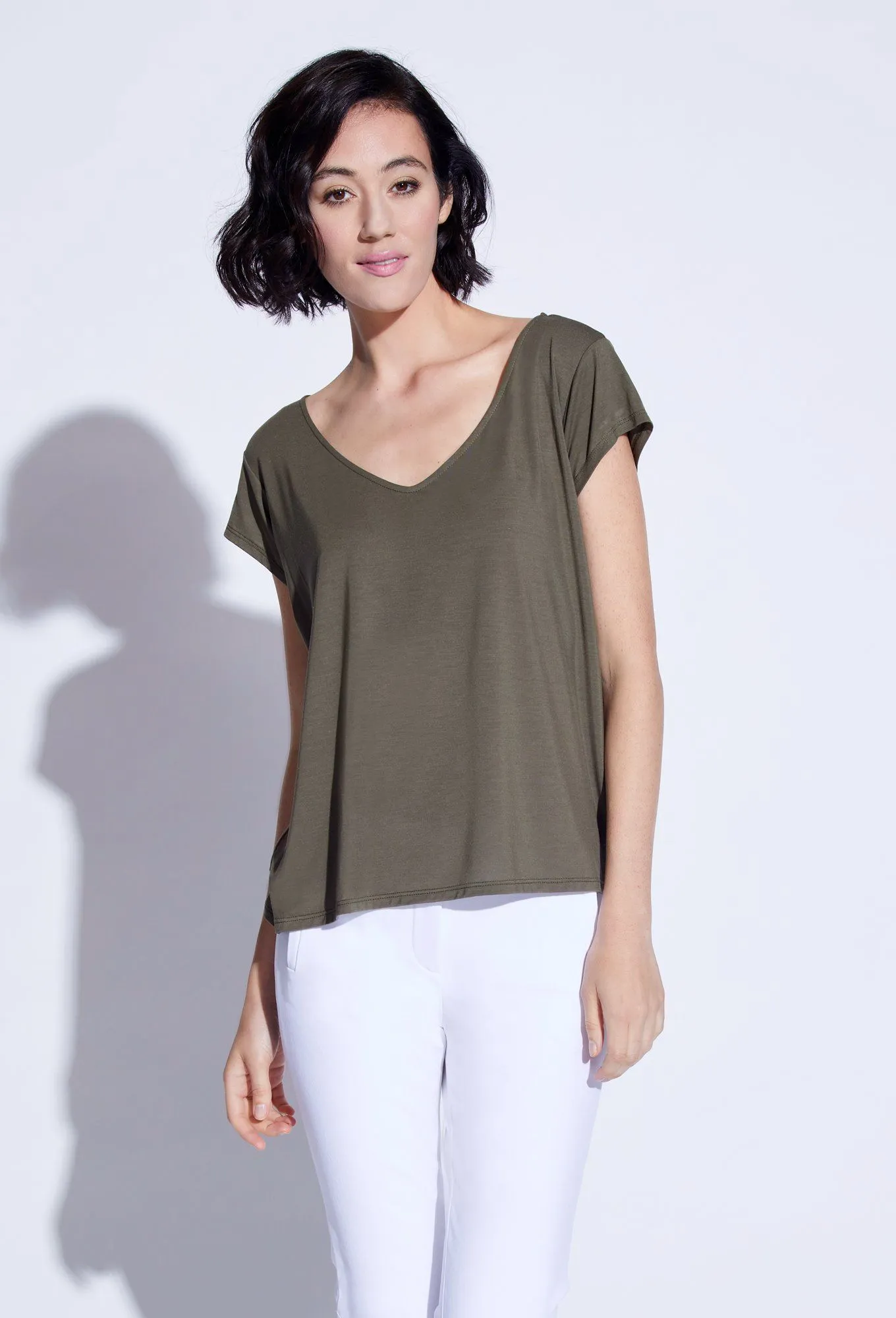 Laurel V-Neck Tee