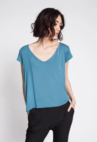 Laurel V-Neck Tee