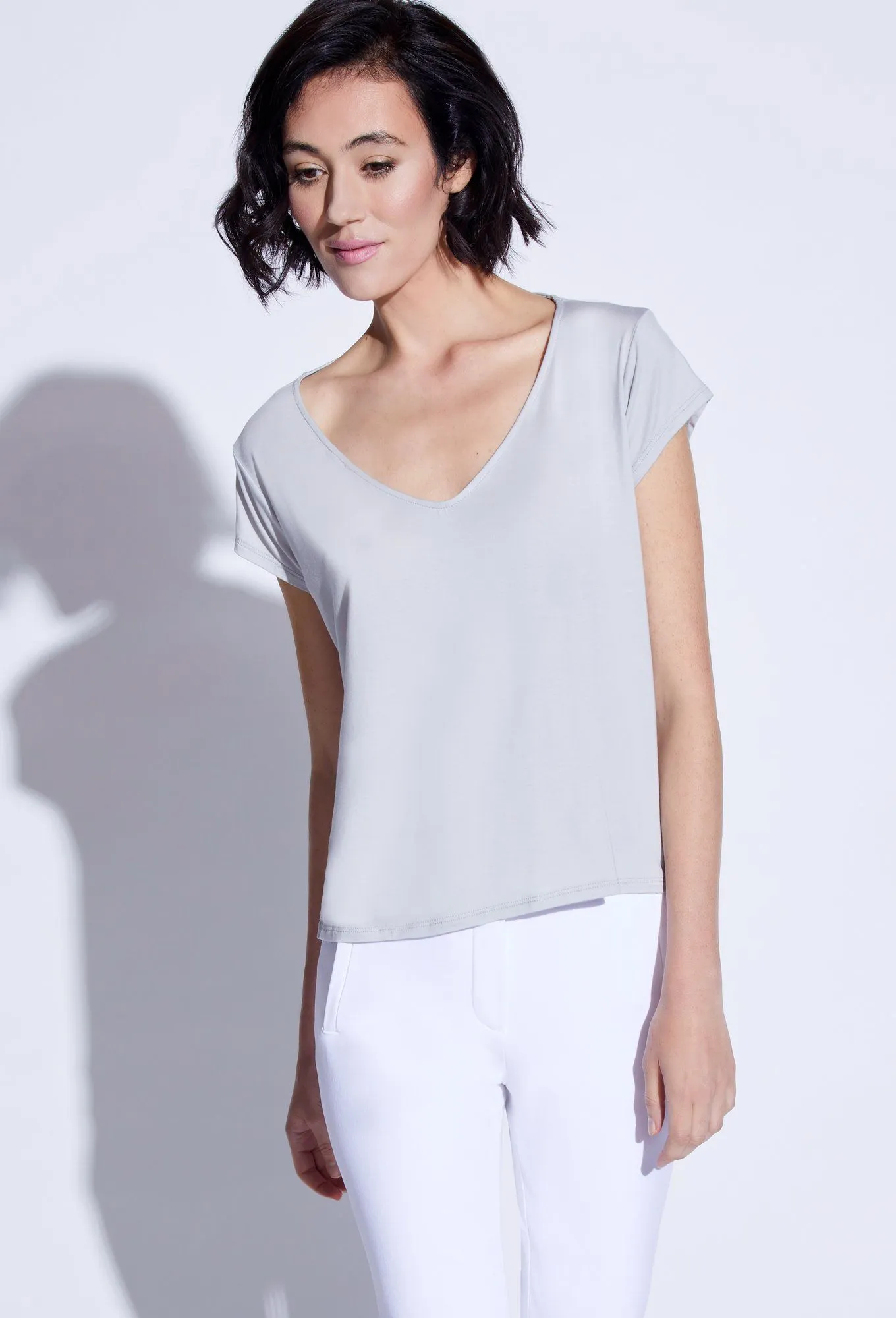 Laurel V-Neck Tee