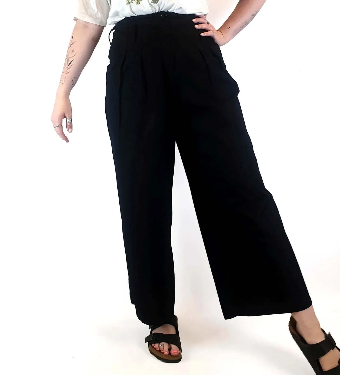 Leonard St black tailored style wide leg pants size 12