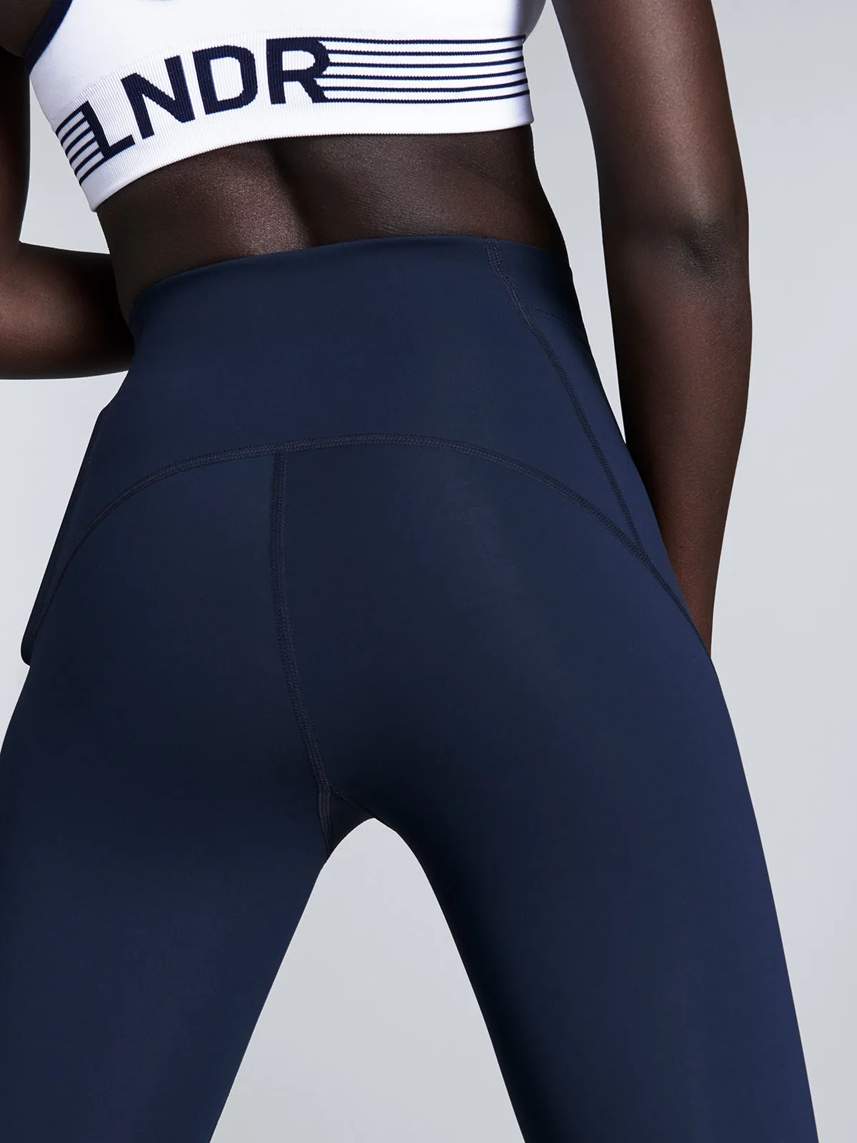 LIMITLESS POCKET 8/8 Legging Marine