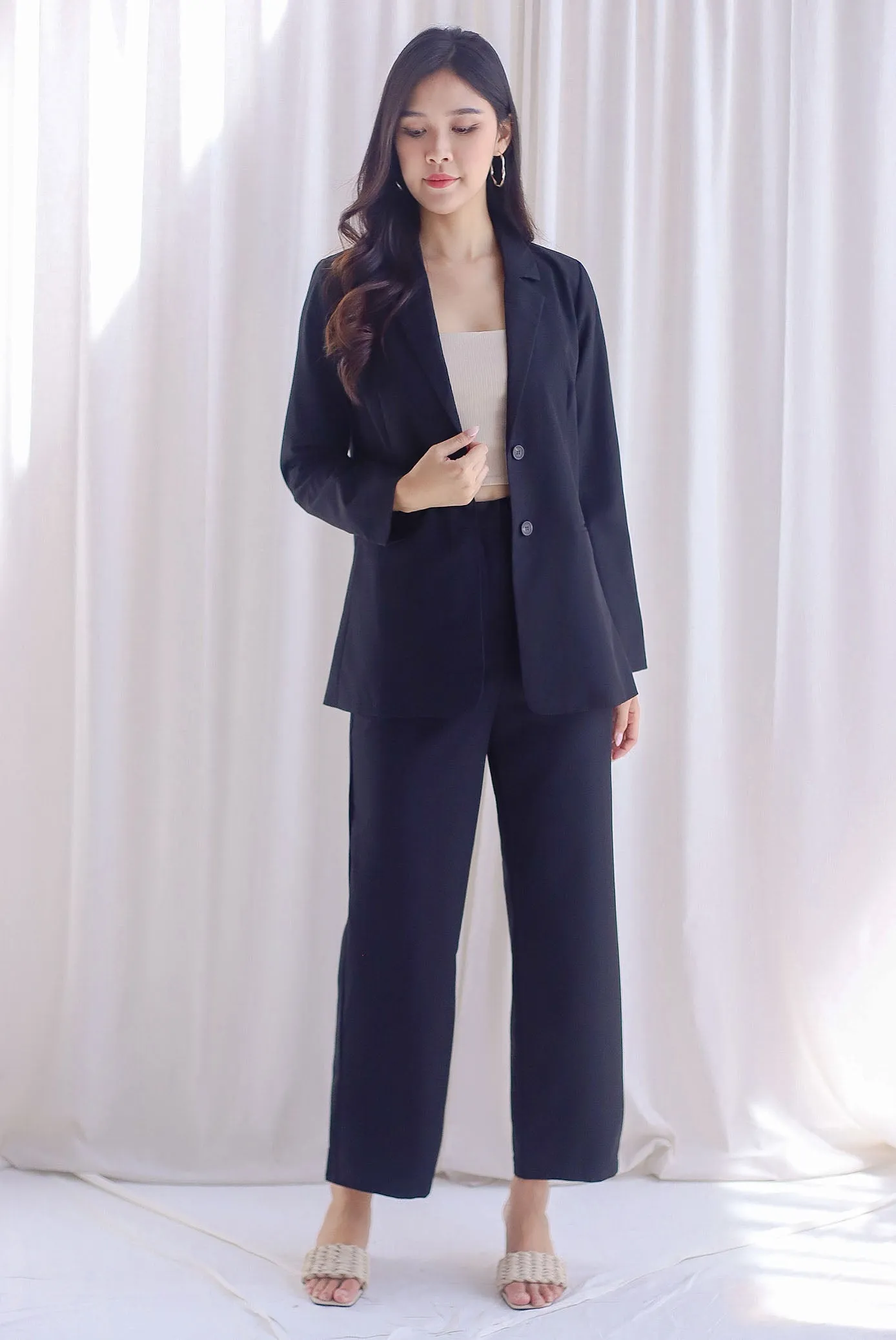 Mishka Tailored Pants In Black