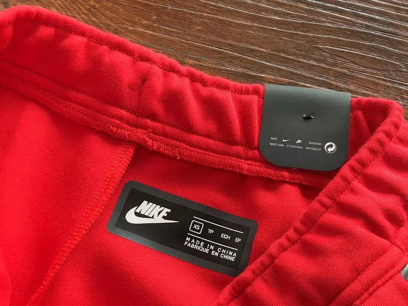 NIKE TECH FLEECE PANTS x UNIVERSITY RED