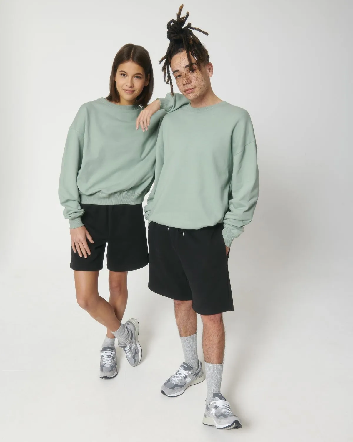 Organic Heavyweight Sweatshirt: Unisex