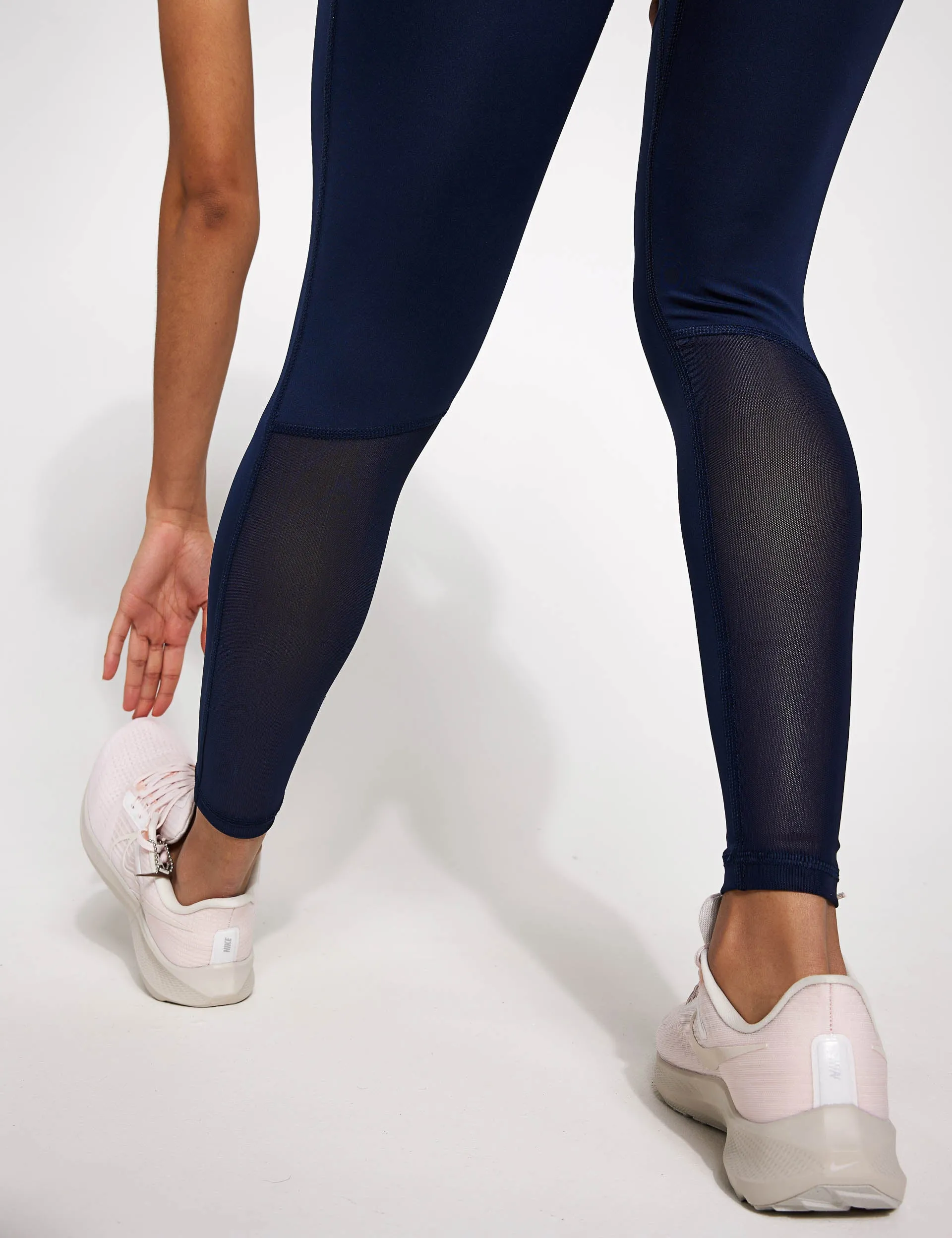 Pro Leggings - Obsidian/White