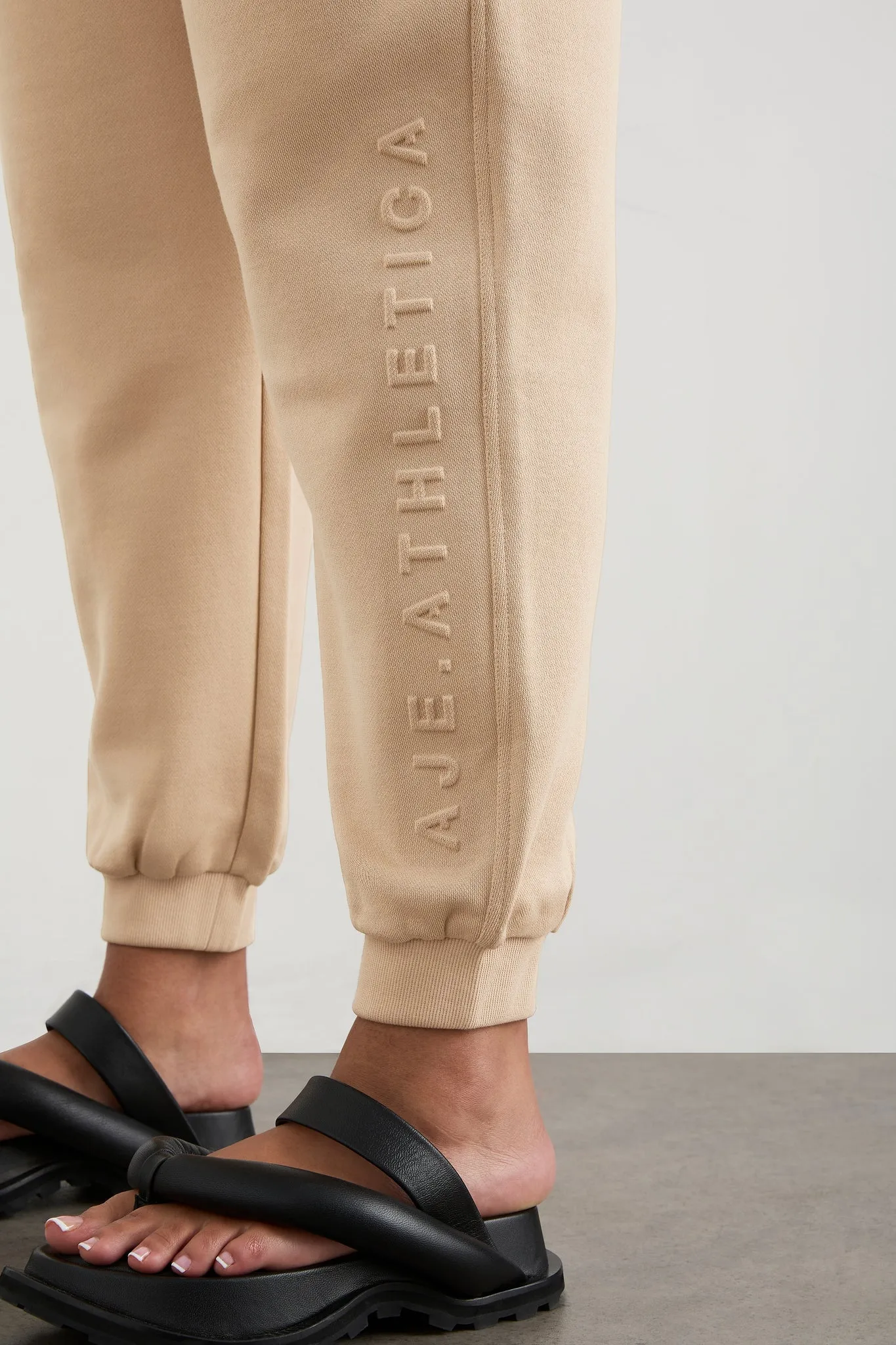 Relaxed Track Pants 508