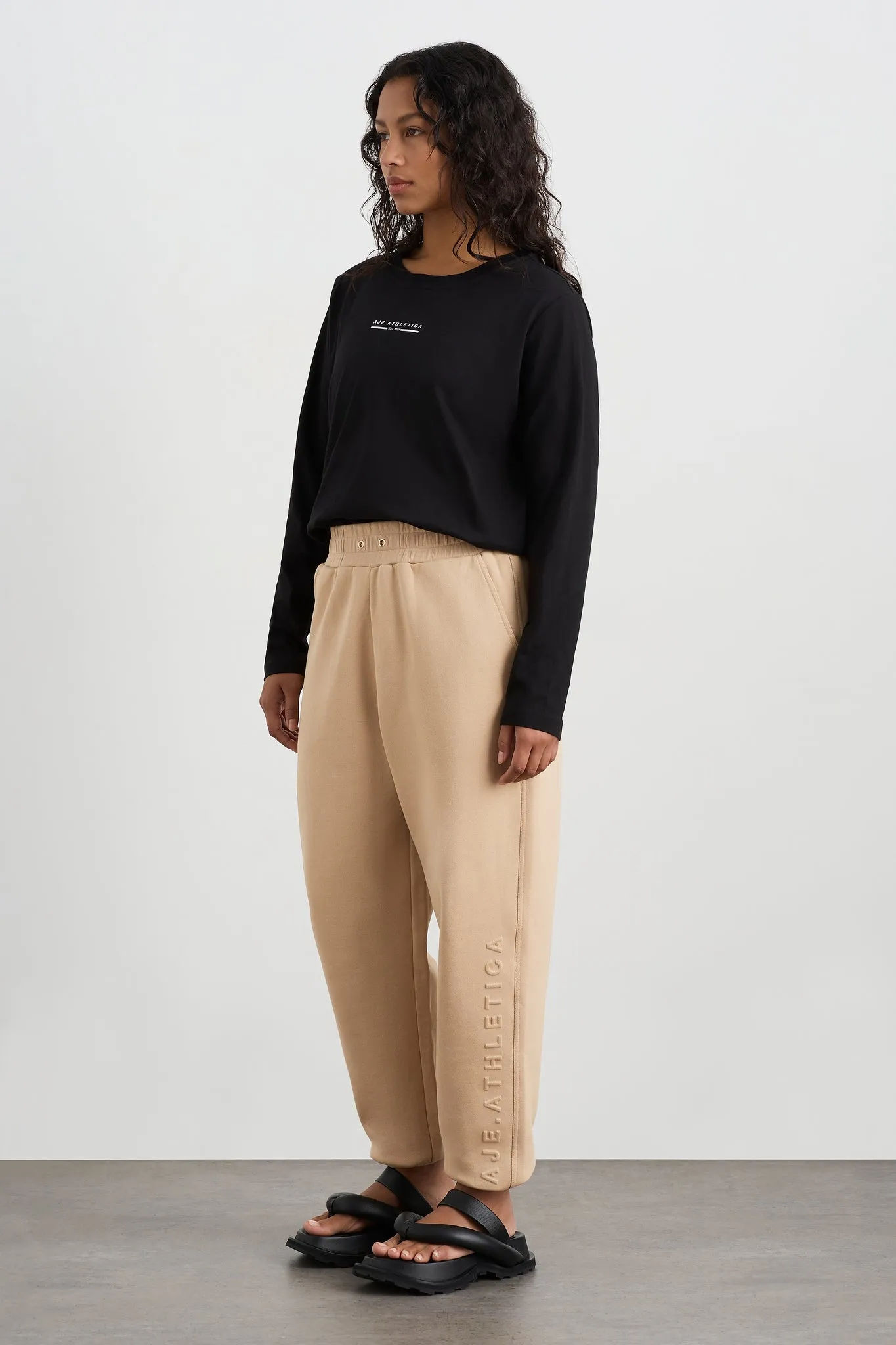 Relaxed Track Pants 508