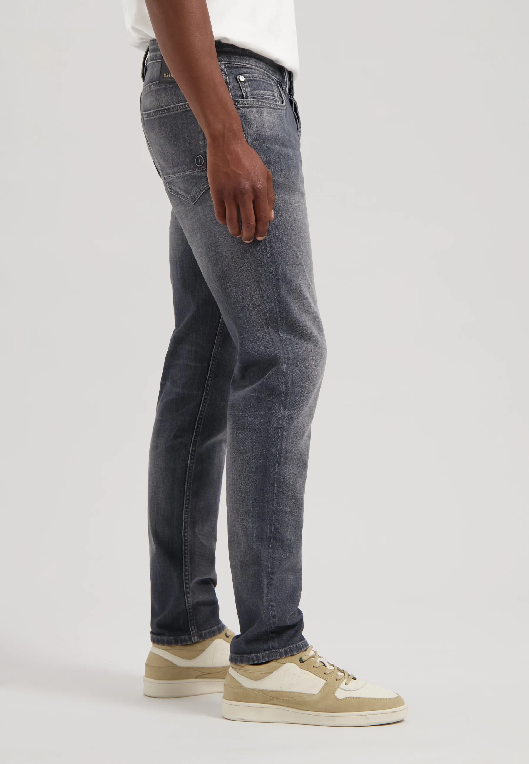 Sir B Tapered Fit On The Rocks