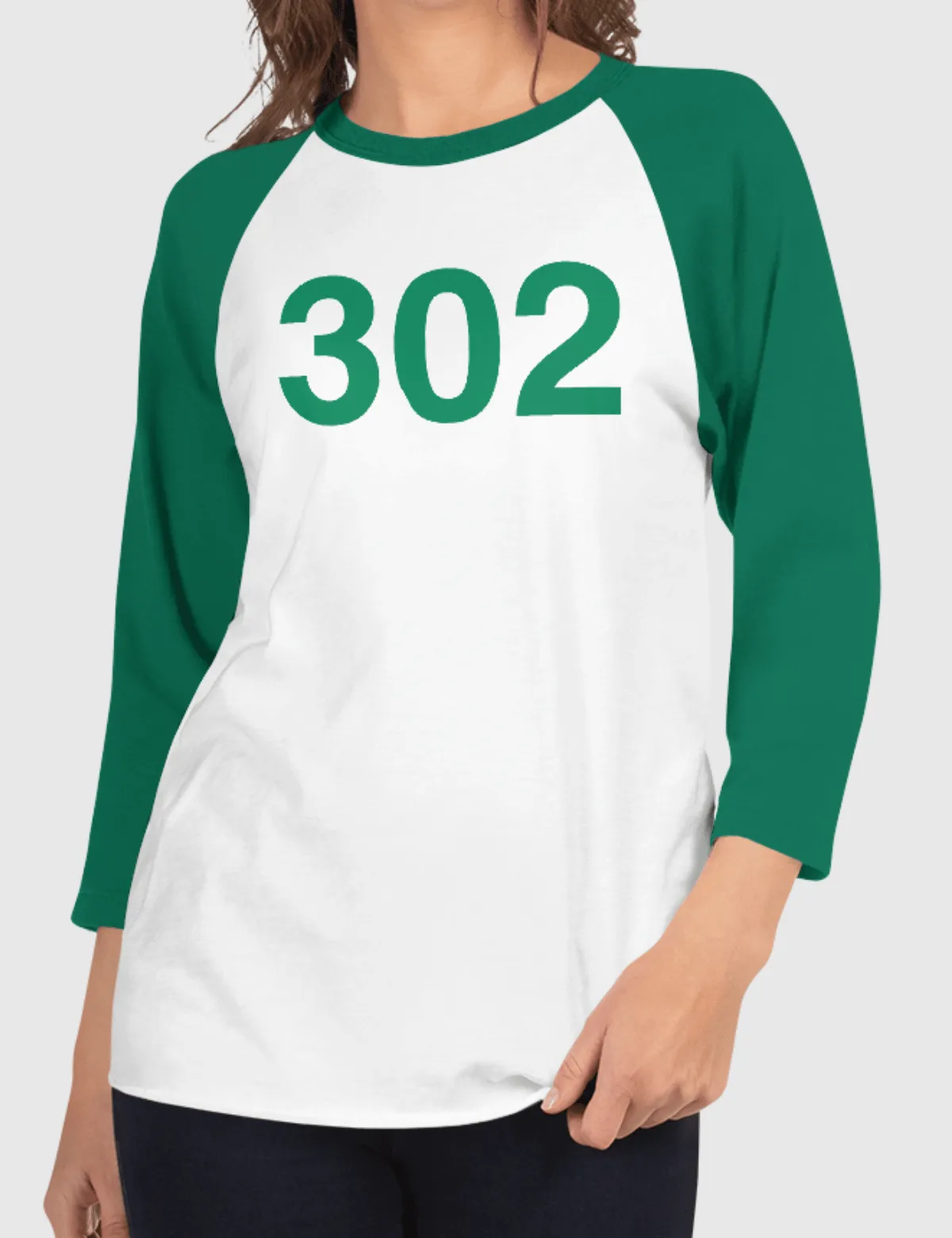 Squid Game: The Challenge Player Raglan Shirt [White/Kelly] - Player 302