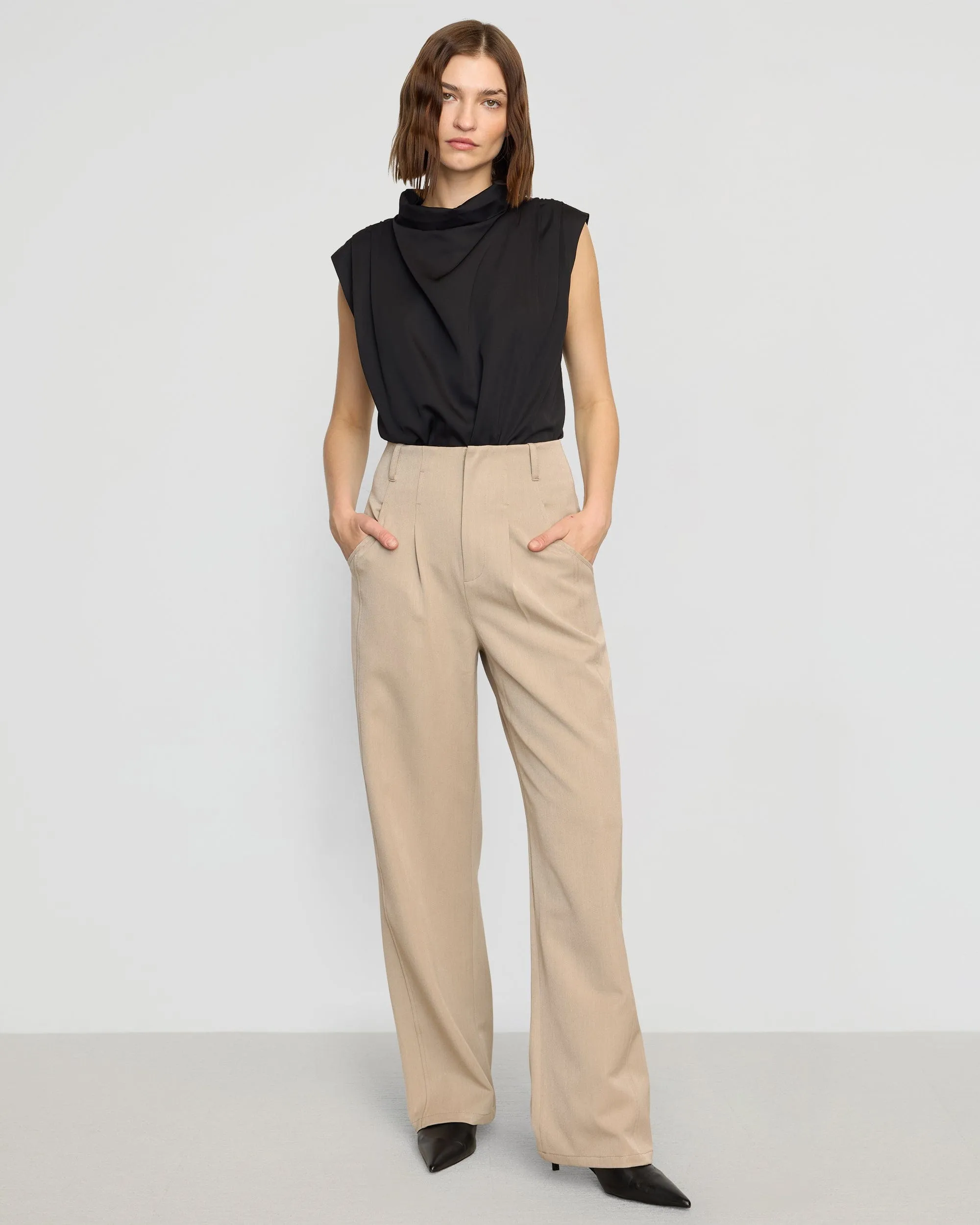 Suni Tailored Straight Leg Pant
