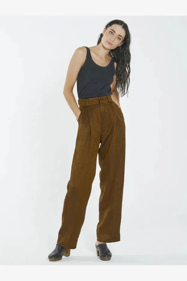 THRILLS RESTRAINT TAPERED PANT - GOLD