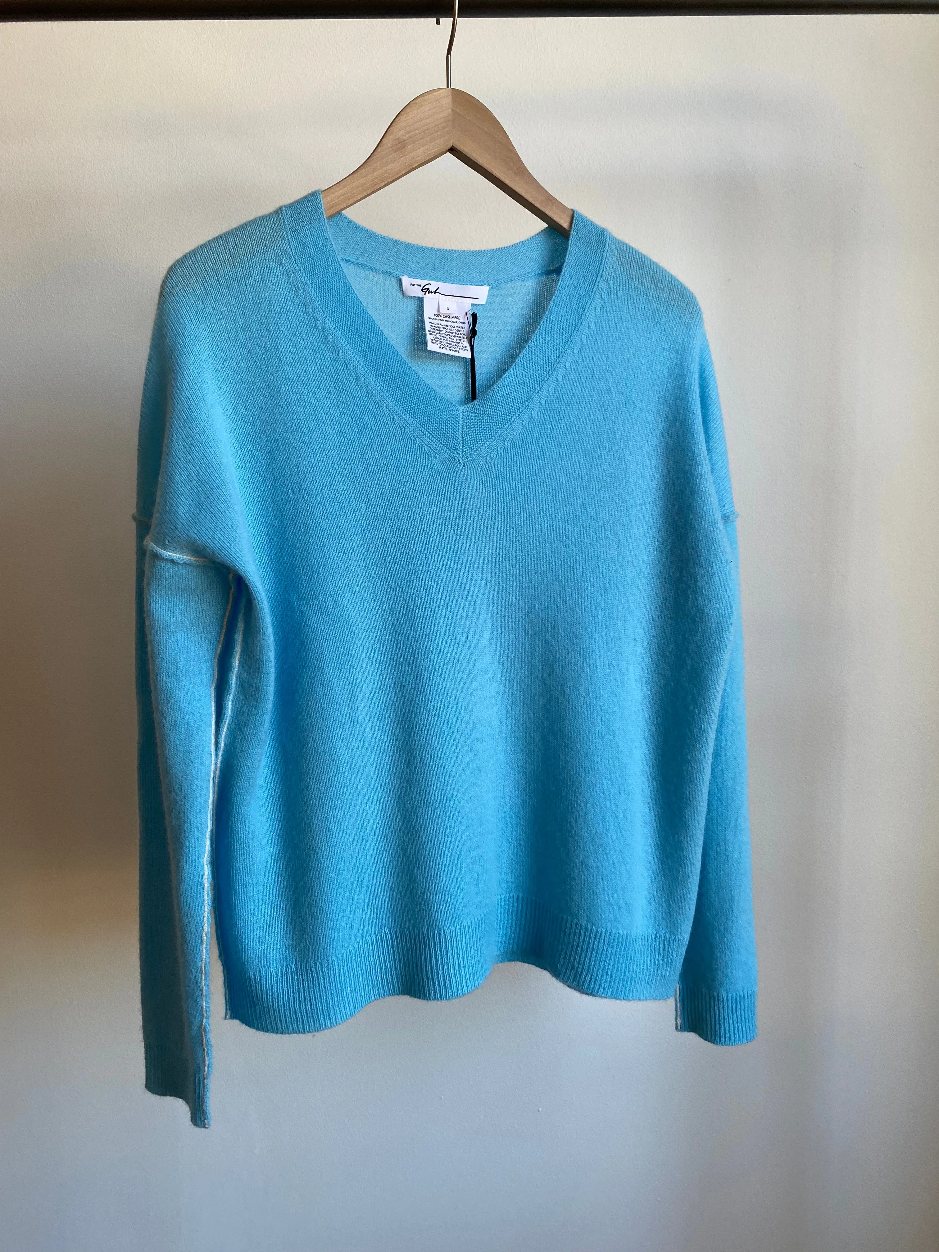 V-Neck Pullover, Aqua Blue
