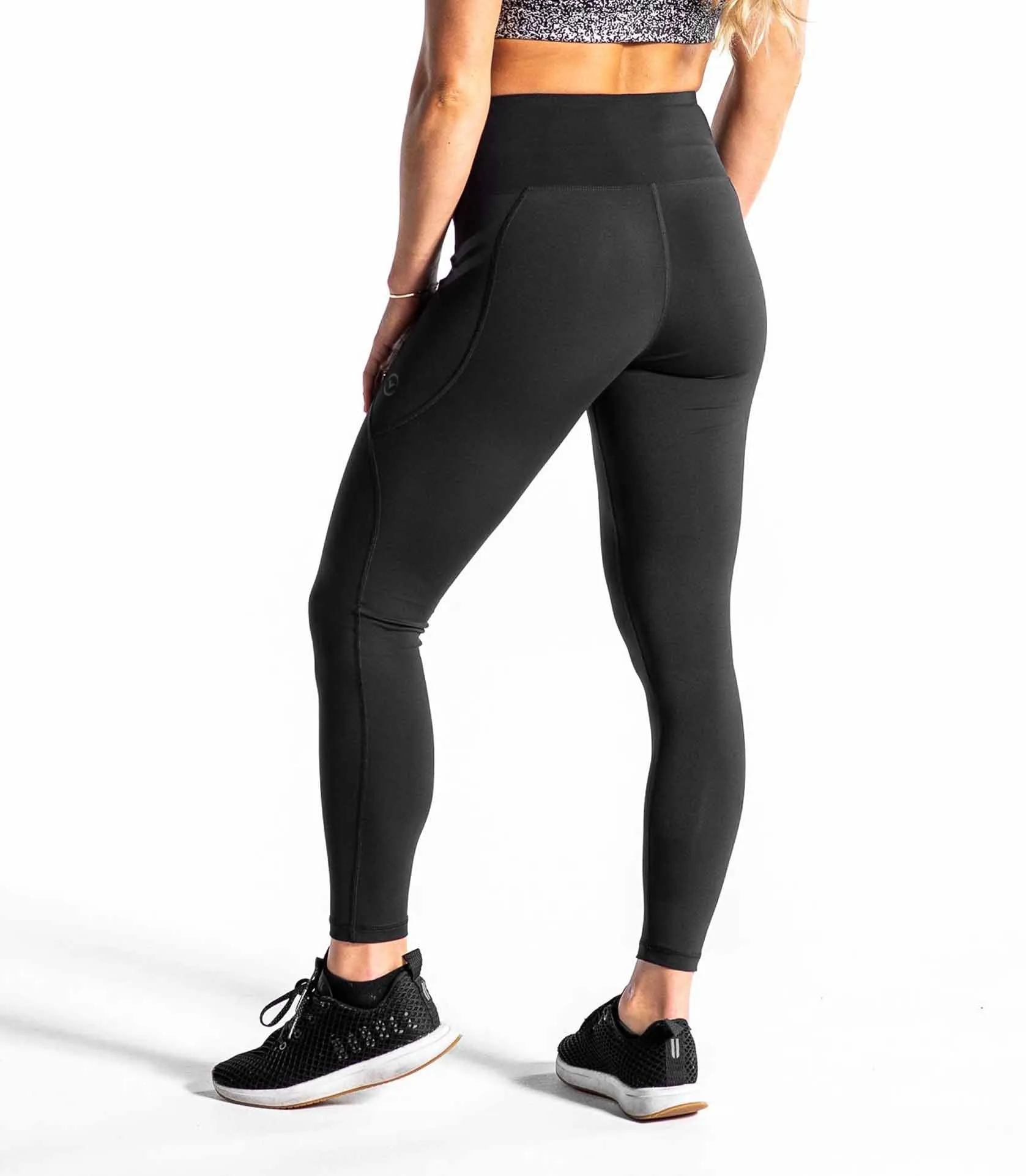 VIRUS - EAu7 Tech Pants